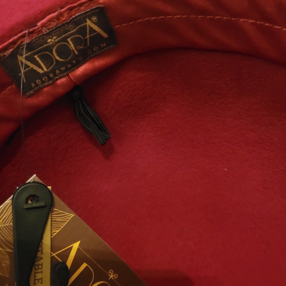 Adora 100% wool hat new - Picture 7 of 9